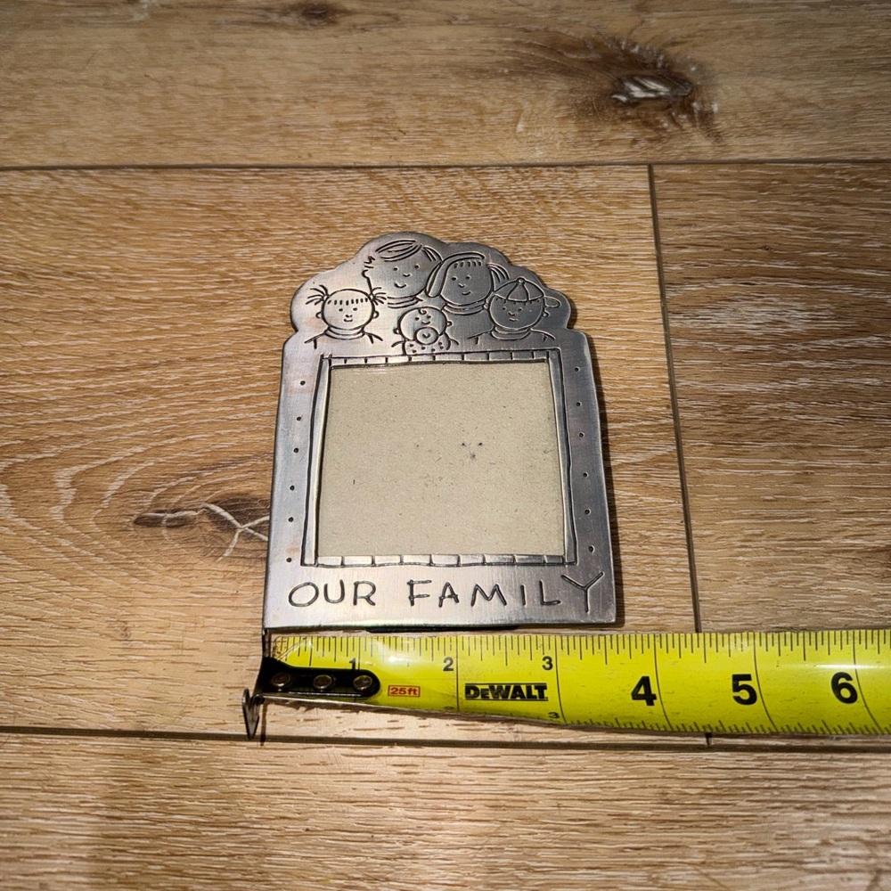 Vintage Pewter Our Family Picture Frame- Small‎